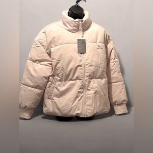 NWT Camel Crown Women’s Puffer Jacket Color: Cream Size L